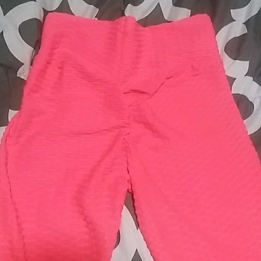 Scrunch butt textured legging